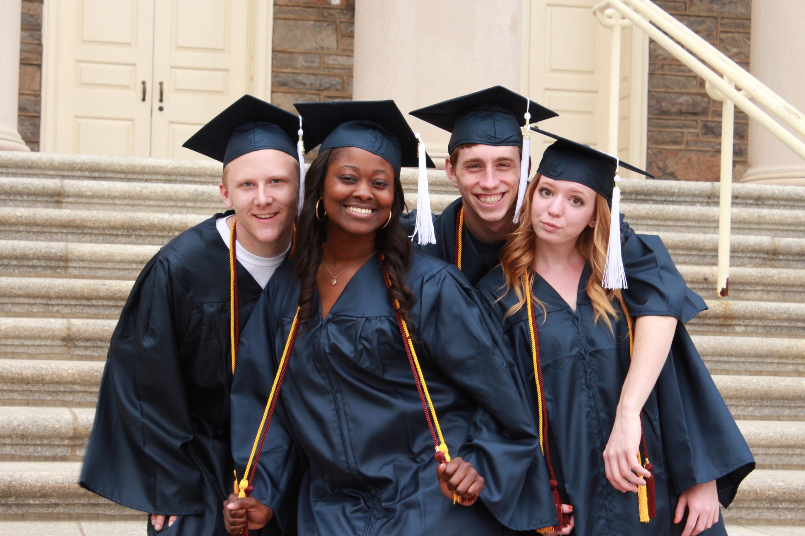Tips for Graduating Seniors: Your Shining New Era and Where You Will Feature